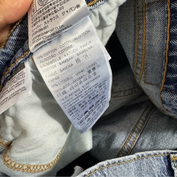 Levi’s 502 Regular Taper Jeans Size 48x 34 NWT - Picture 7 of 9